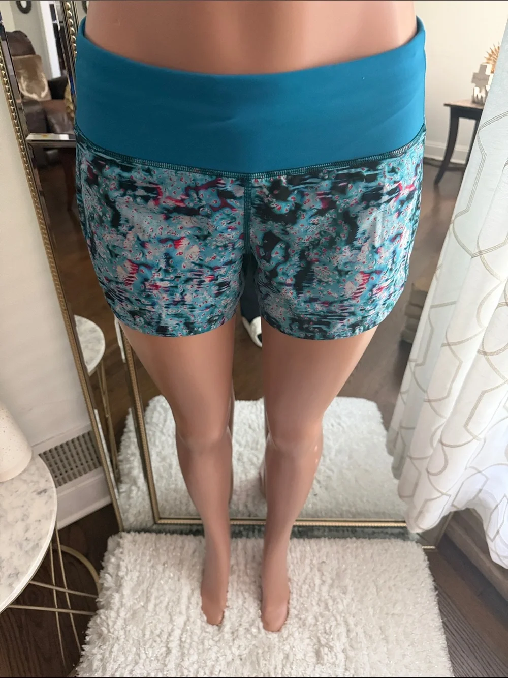 Women’s Teal Patterned Active Shorts
